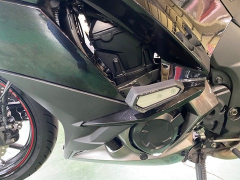カワサキ Ninja1000　スライダー